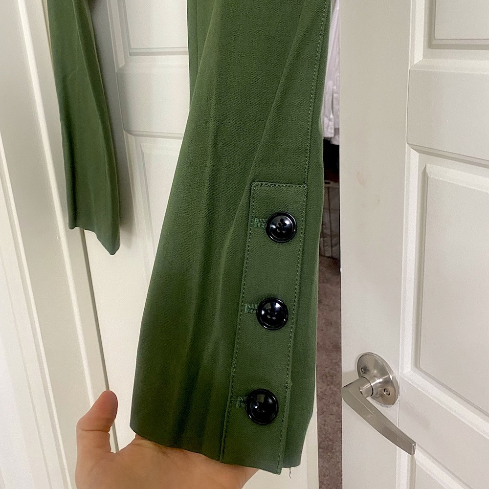 Banana Republic | NWT Sloan Dress Pants | size 0 | Olive green with buttons